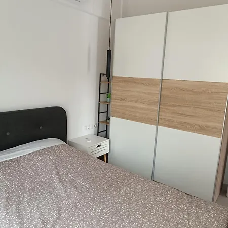 Maria 5 Minimalist Newly Built Maisonette 펜션