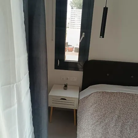 Maria 5 Minimalist Newly Built Maisonette *