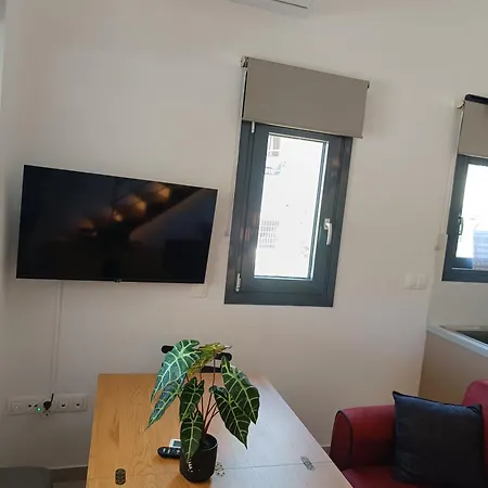 Maria 5 Minimalist Newly Built Maisonette *