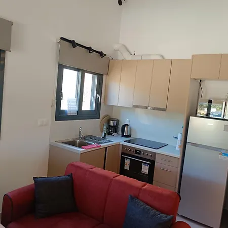 Maria 5 Minimalist Newly Built Maisonette 펜션 카토 알미리